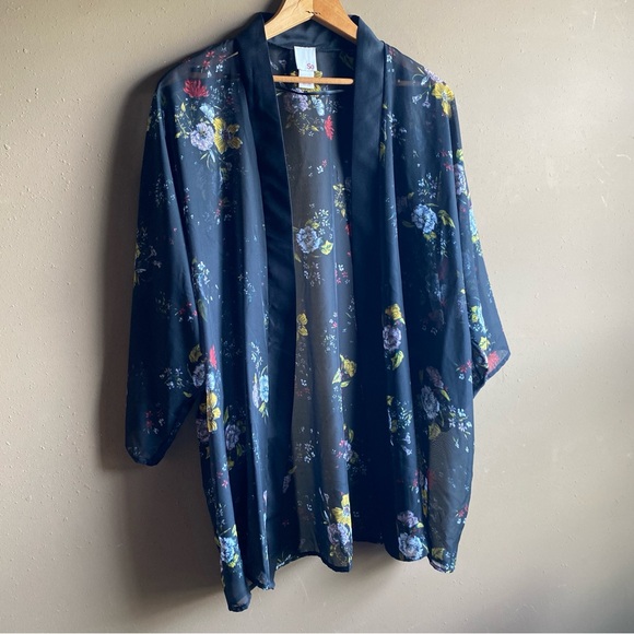 Sheer Kimono Robe Floral Open Front Cardigan Black Satin Tuxedo Women’s One Size - Picture 6 of 11